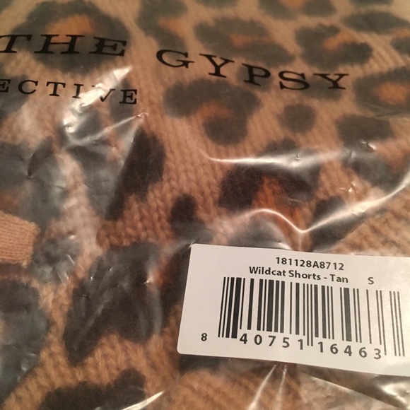 Spell Wildcat Shorts! - Picture 5 of 5